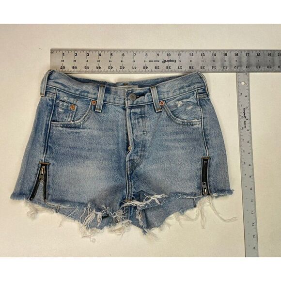 Levi’s 501 Altered Cut Off Denim Jean Shorts Women Size 24 Blue - Picture 5 of 5